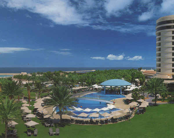 Le Royal Mériden Beach Resort